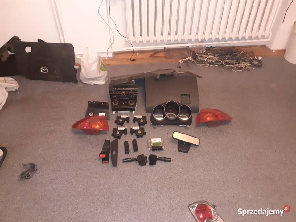 Tanio sprzedam części mazdy3bk 2004 osobowe