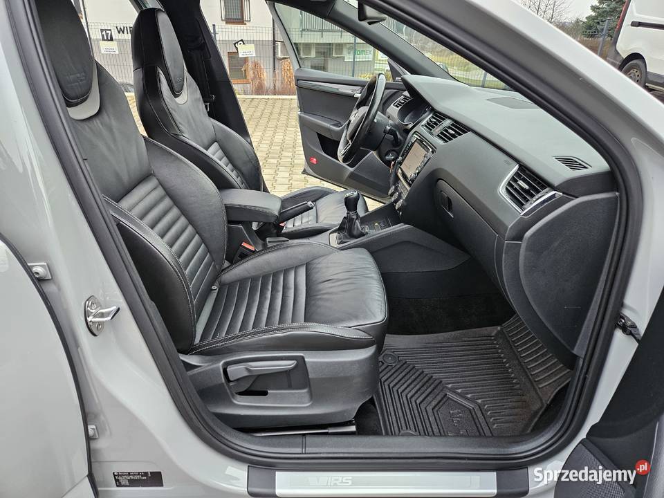 Skoda Octavia RS 2015 20 TSI 220 pełna historia czujnik zmierzchu Rzeszów