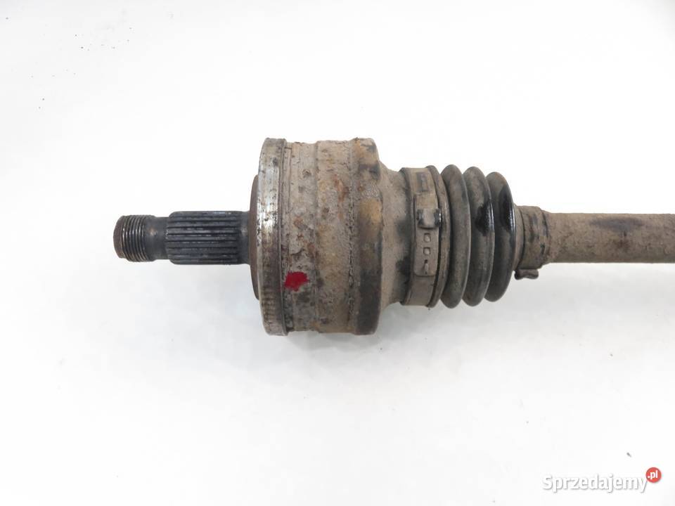 PÓŁOŚ LEWA TYLNA MERCEDES KLASA C W203 C 200 CDI Półosie sprzedam