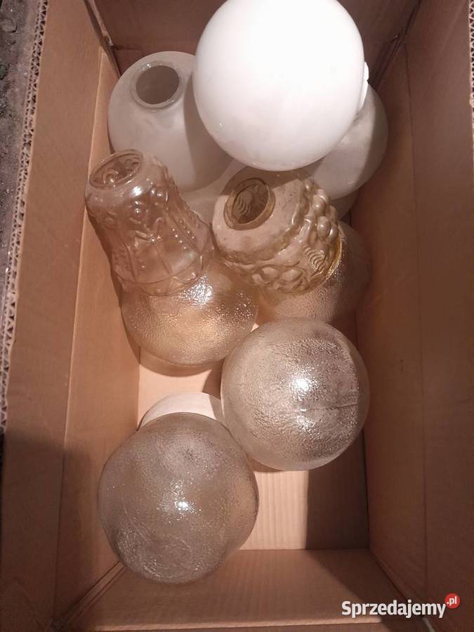 Klosze żyrandole kinkiety z prl Ozorków