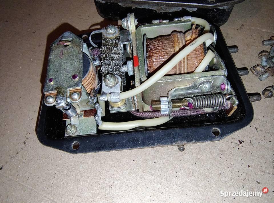 Regulator napięcia PP31 X60 roku K750 M72 M61 wielkopolskie