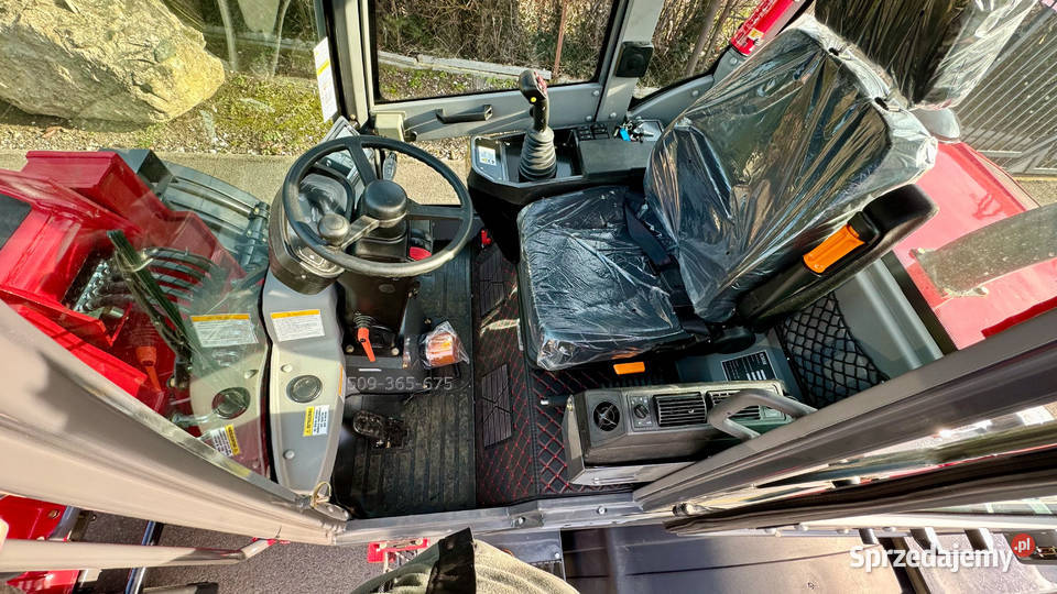 Nowa ładowarka KMM 825T teleskop FEV Koparko ładowarki