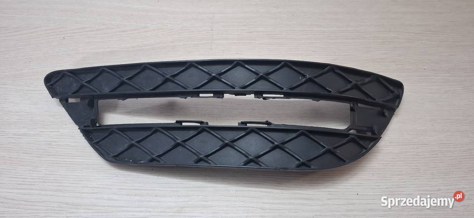 Zaslepka Zderzaka Przedniego Mercedes W204 Sandomierz