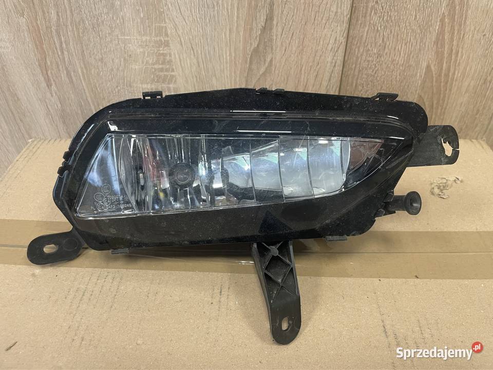 Opel Astra K halogen przód prawy R Kozubszczyzna