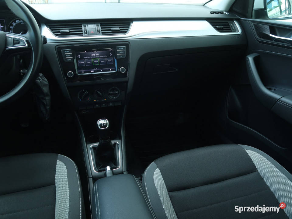 Skoda Rapid 10 TSI radio
