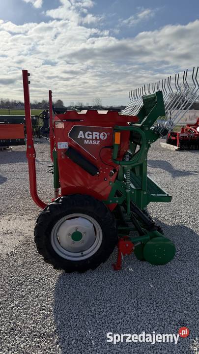 Siewnik Zbożowy Rzędowy SR250 AGROMASZ dostawa Siewniki i sadzarki Nowe Miasto nad Pilicą