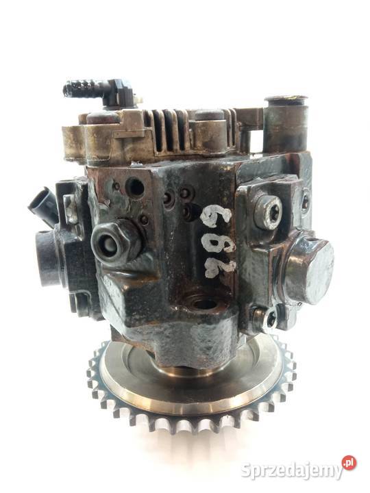 POMPA WTRYSKOWA 331002A410 16 CRDI Hyundai i30 I sprzedam