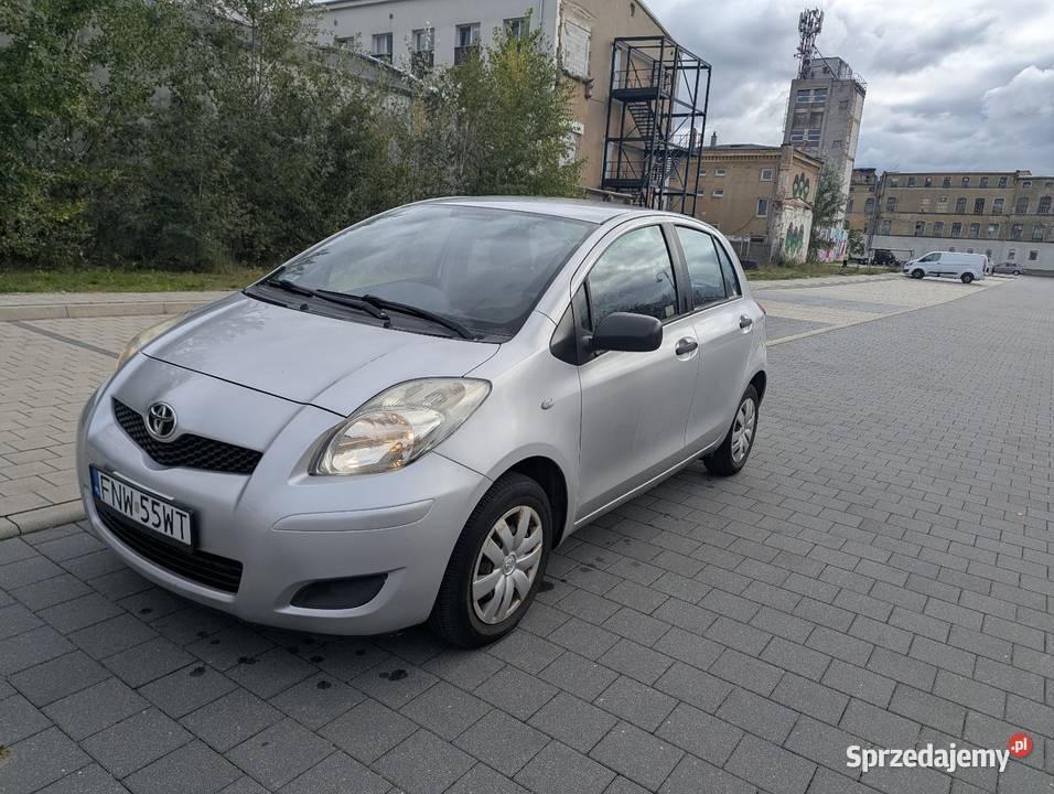 Toyota Yaris plus drugi komplet kół z oponami Nowa Sól