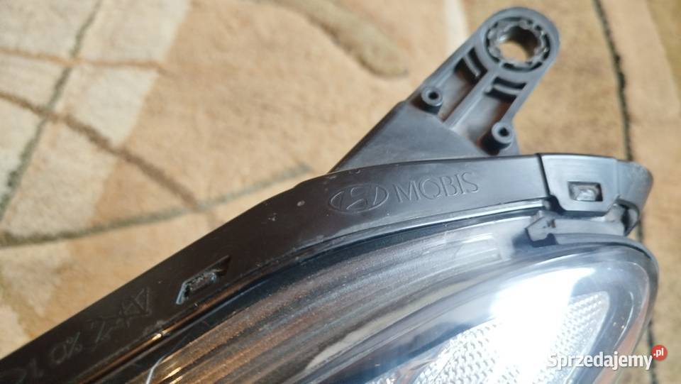 Lewy reflektor lampa Hyundai i30 II GD Turek