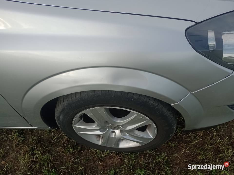 Opel Astra H kombi Wersja na 111 lat Opla manualna Wadowice