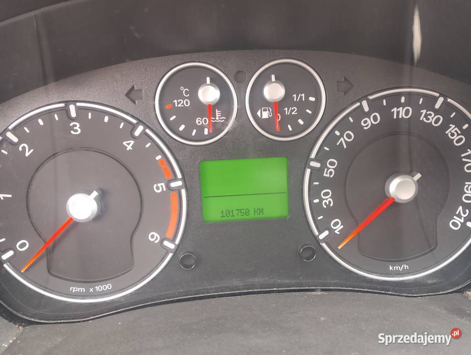 Ford Fiesta MK6 uszkodzony Inwałd