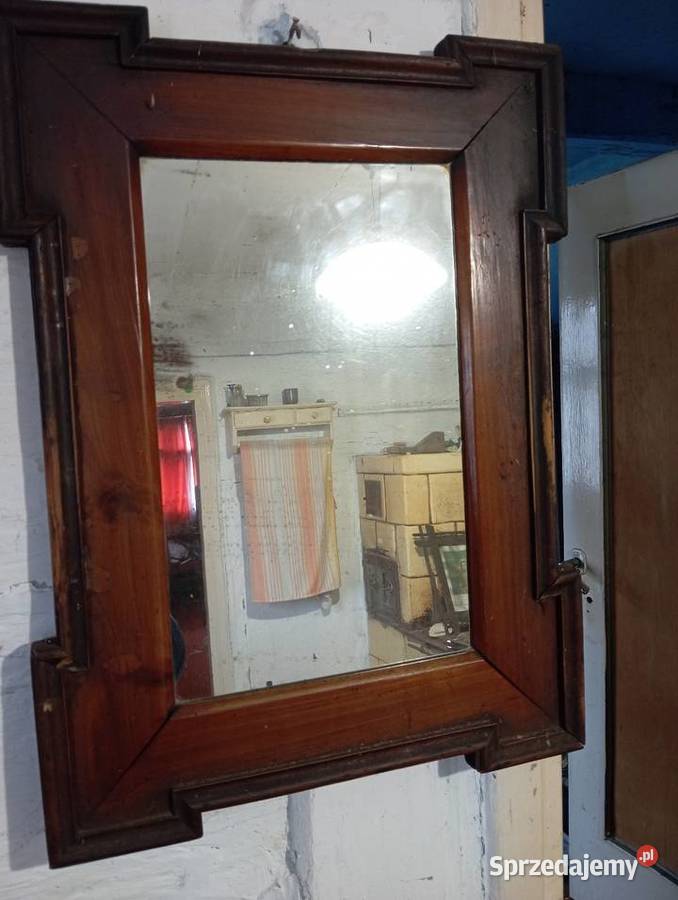 Stare lustro w drewnianej ramie sprzedam