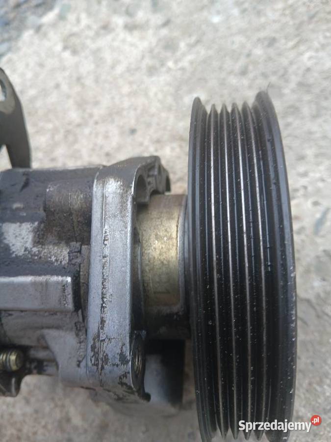 Pompa wspomagania 2246719 BMW E39 25 TDS małopolskie Radłów