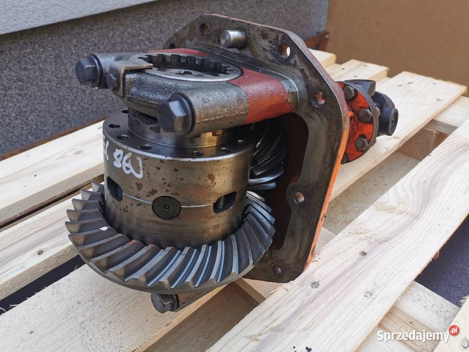 Atak kompletny przód 15X32 Fermec 860 Carraro Wilkowo