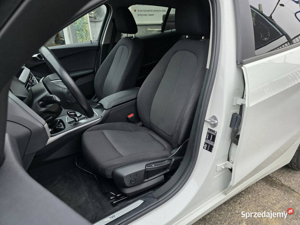 BMW 118 15 Benzyna 140 Automat Full LED Kamera ABS Motoryzacja Słupsk