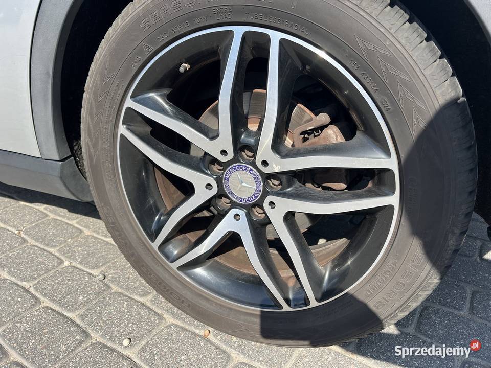 MercedesBenz GLA 200 16 benzyna 156 2015 manual Dolna Grupa