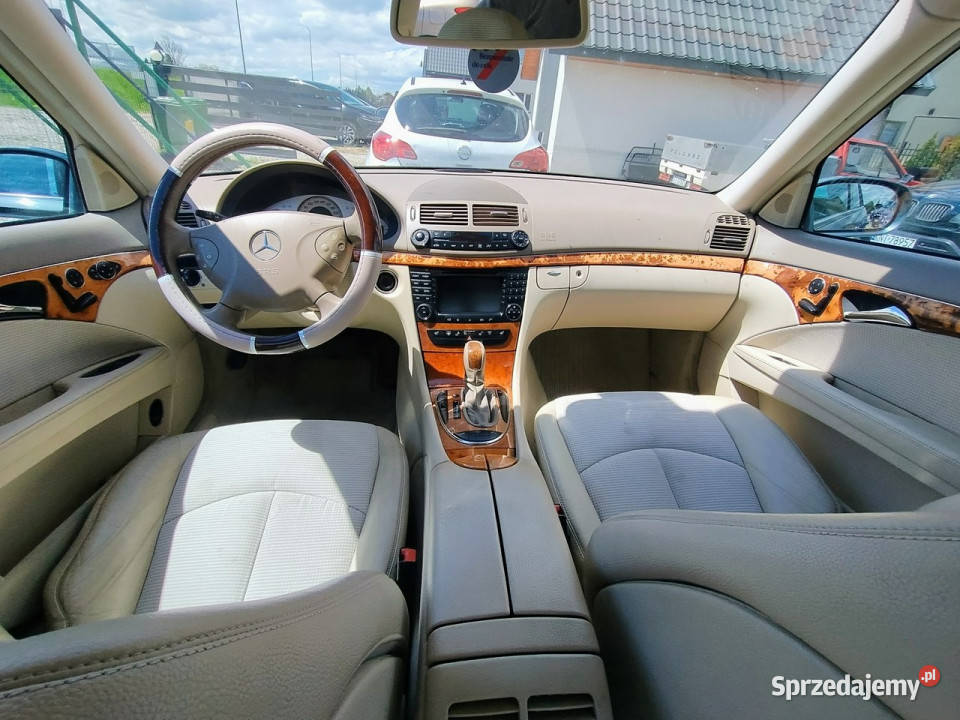 Mercedes E 350 273LPG4MaticAirmaticDistronic wspomaganie kierownicy