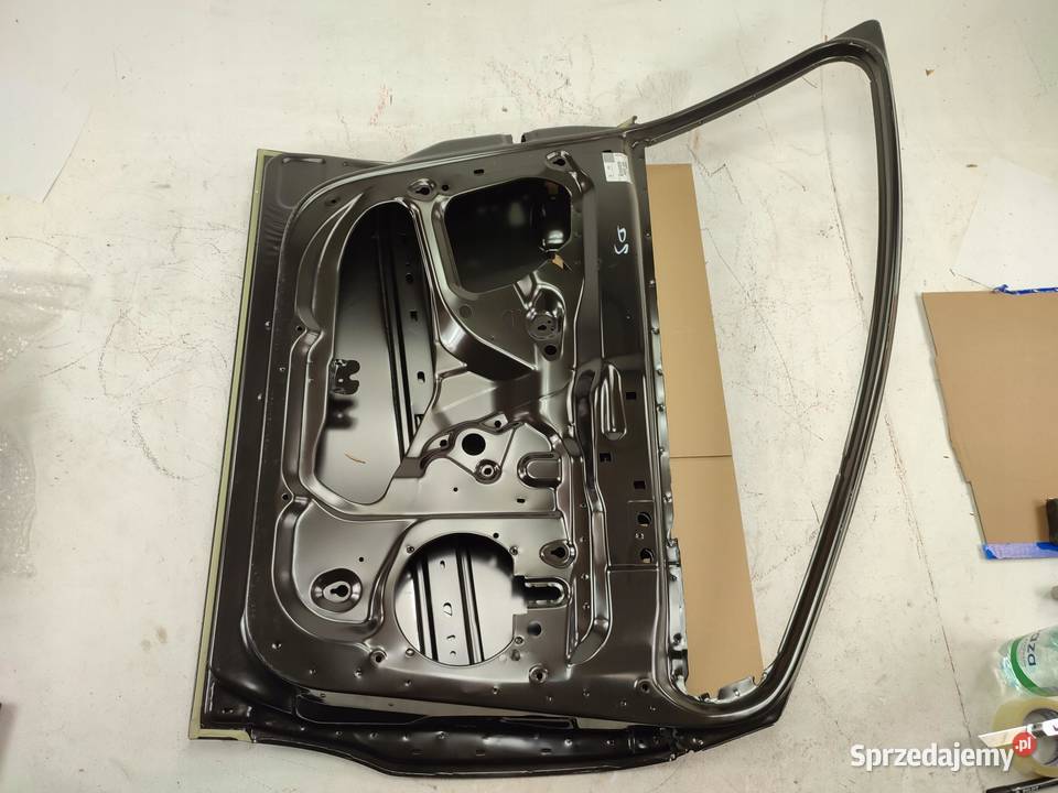 DRZWI LEWY PRZÓD CITROEN C4 20042010 9002W0 osobowe lubelskie sprzedam