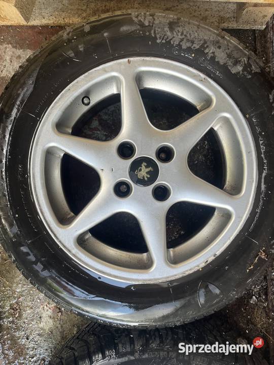 Felgi 15 rozstaw 4x108 2 nowe opony