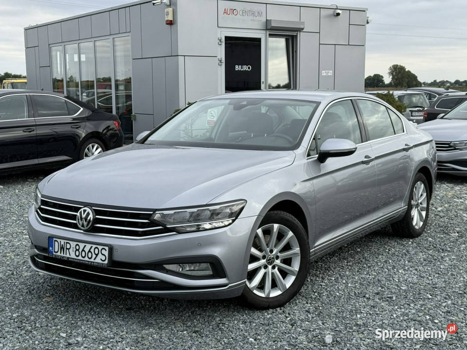Volkswagen Passat 20 TDI 150 2020 EVO Busines podgrzewane fotele
