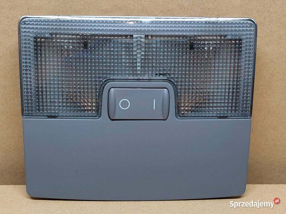 LAMPKA OŚWIETLENIE KABINY AUDI A6 C5 4B0947105 Mielęcin