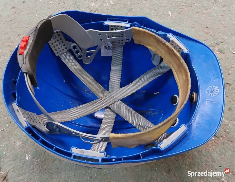 Kask i odzież robocza
