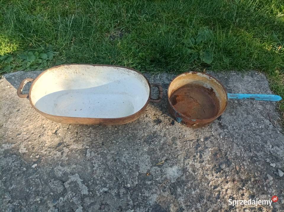 Brytfanna żeliwna gęsiarka rondel Sterdyń