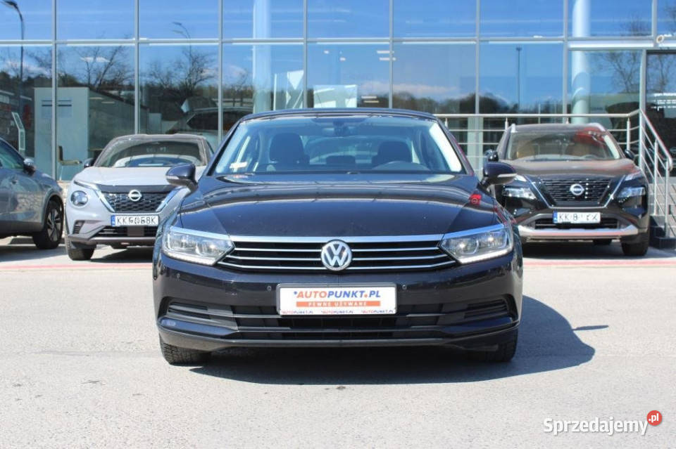 Volkswagen Passat 2018r Navi Czujniki PT Kraków