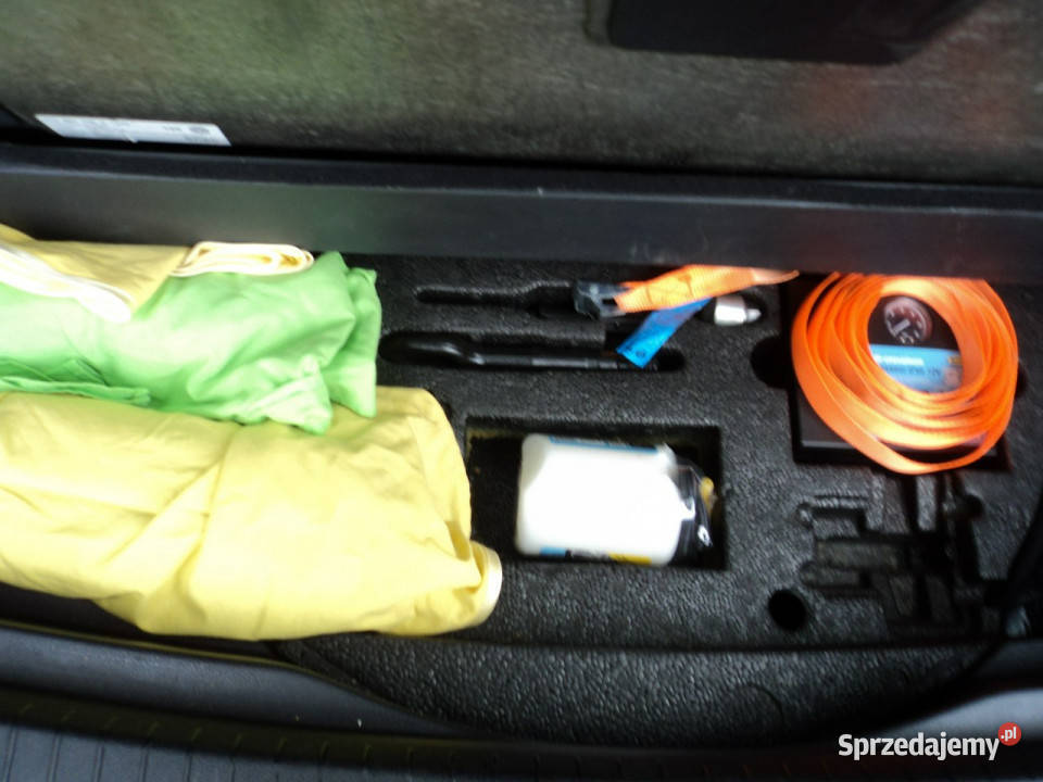Volkswagen Touran srzedam ładnego VW Turana16 Van / Minibus Lublin