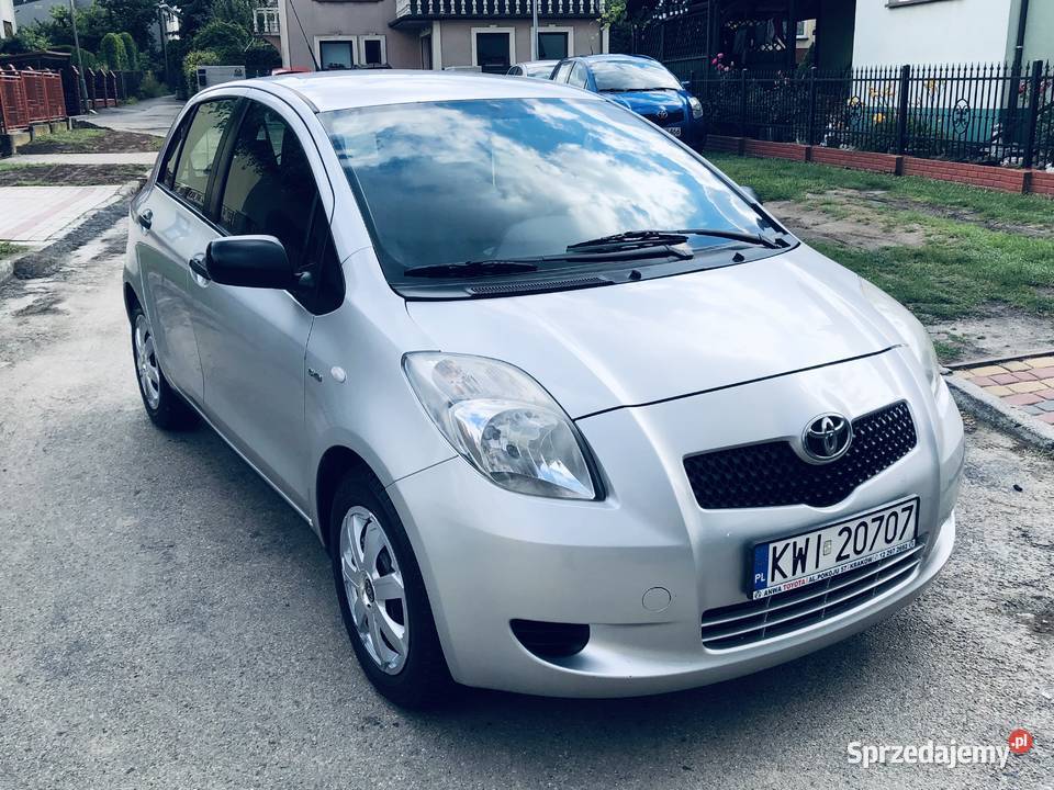 Toyota Yaris II SREBERKO DIESEL KLIMATYZACJA 90 Przeworsk