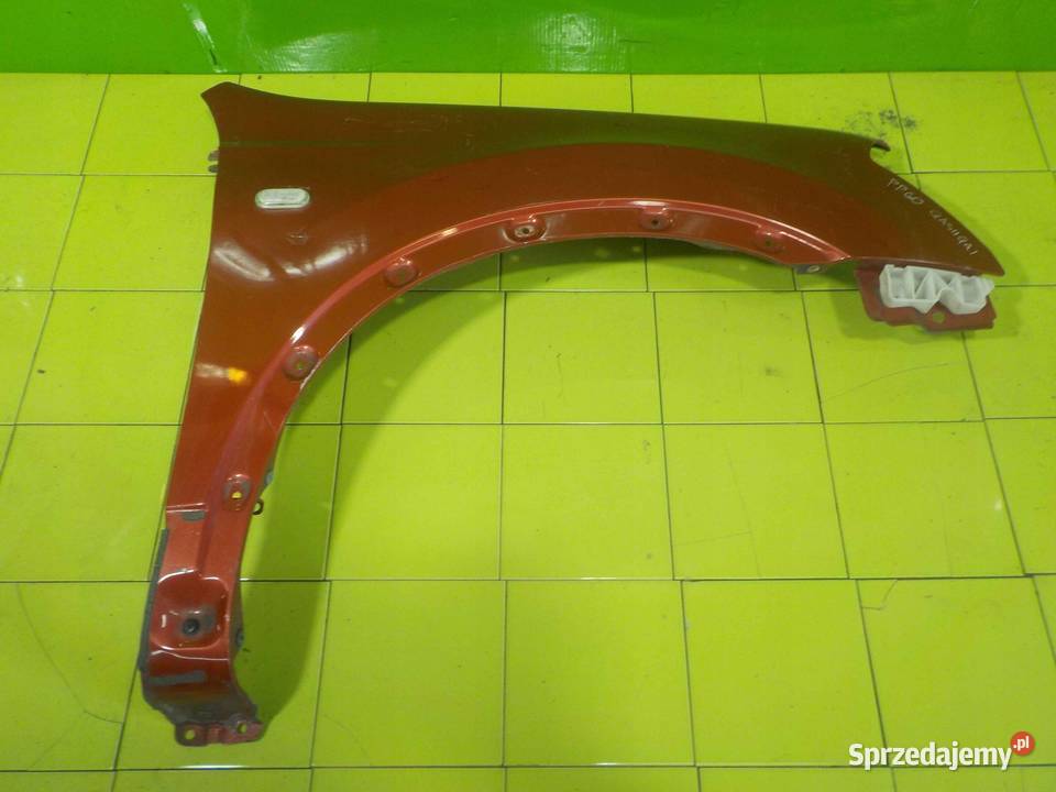 NISSAN QASHQAI I J10 07r blotnik prawy przod osobowe mazowieckie Suków