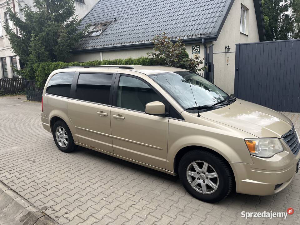 Chrysler Town Country 200KM Mogielnica