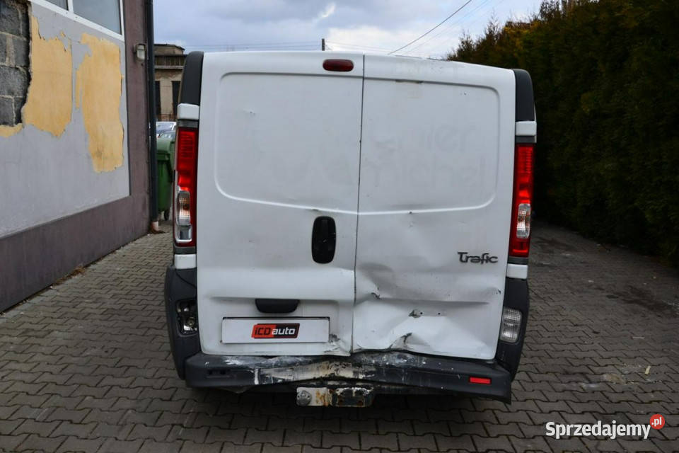 Renault Trafic 20 dci 115 6biegówklimatyzacjaICD Kęty sprzedam