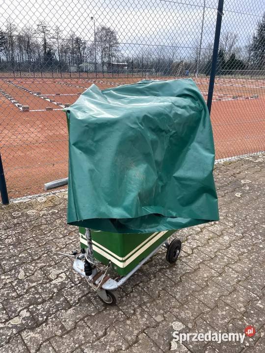 Wyrzutnia piłek tenisowych Maszyna do rzucania Siedlisko