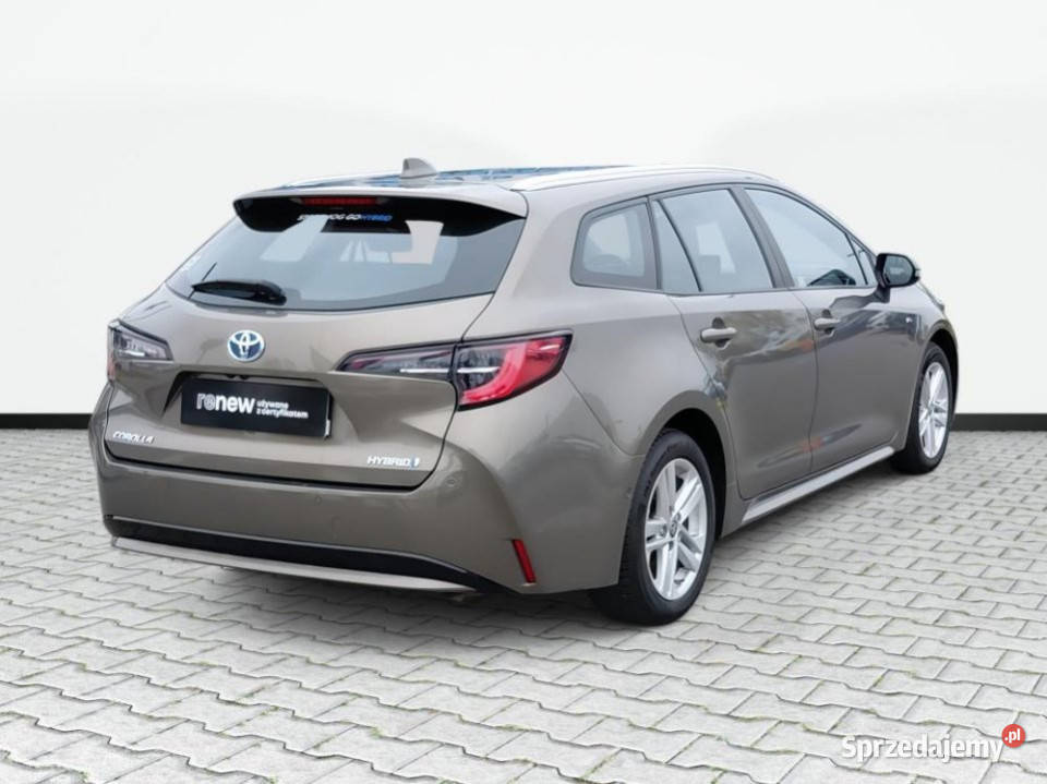 Toyota Corolla 2022r Salon Niski przebieg Warszawa sprzedam