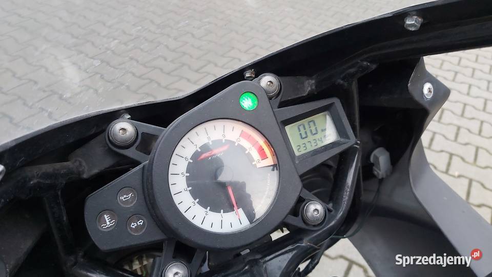 Yamaha TZR 400 remoncie silnika Moc 16 na kat Am Poznań