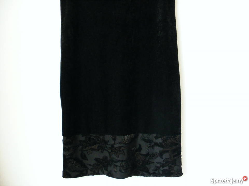 Sukienka czarna pluszowa Nicowa rozmiar ML dolnośląskie Oborniki Śląskie