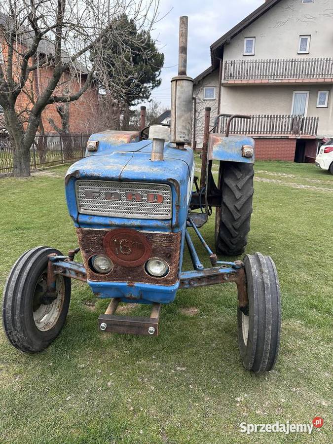 Ciągnik Ford 3000 łódzkie Radomsko sprzedam