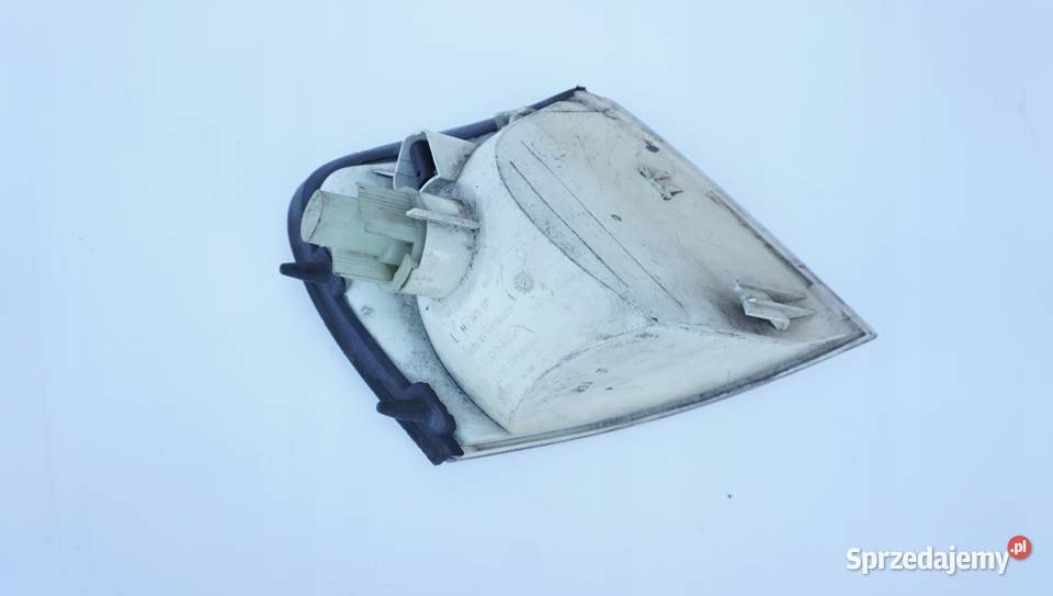 KIERUNKOWSKAZ LEWY MITSUBISHI SPACESTAR kierunkowskazy Nowy Tomyśl sprzedam