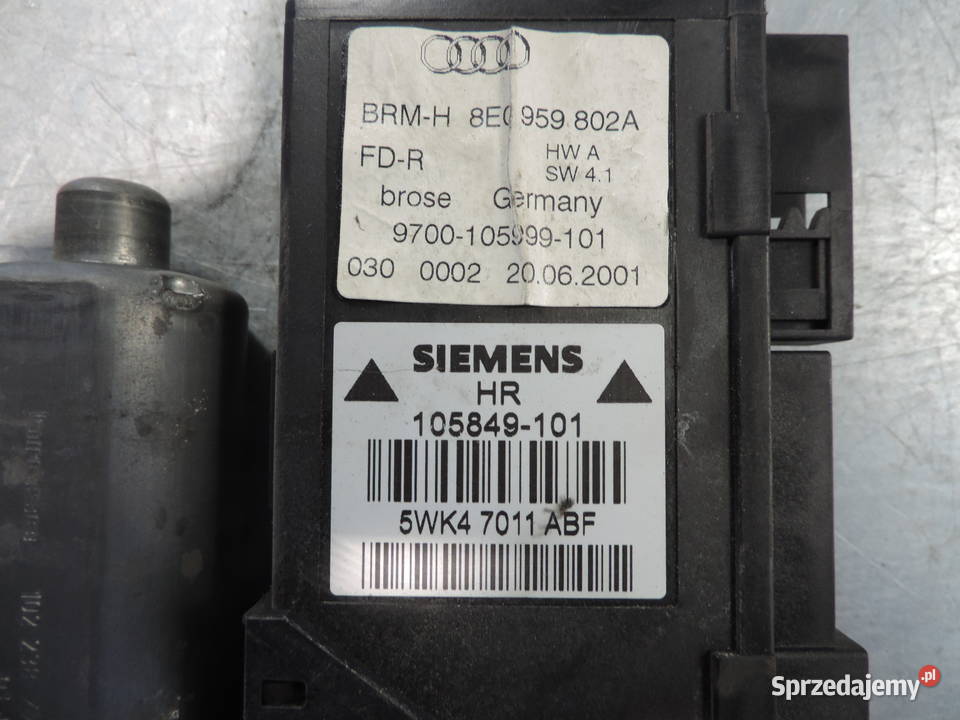 AUDI A4B6 B7 SILNICZEK SZYBY PRAWY TYŁ Rok produkcji 2001 małopolskie