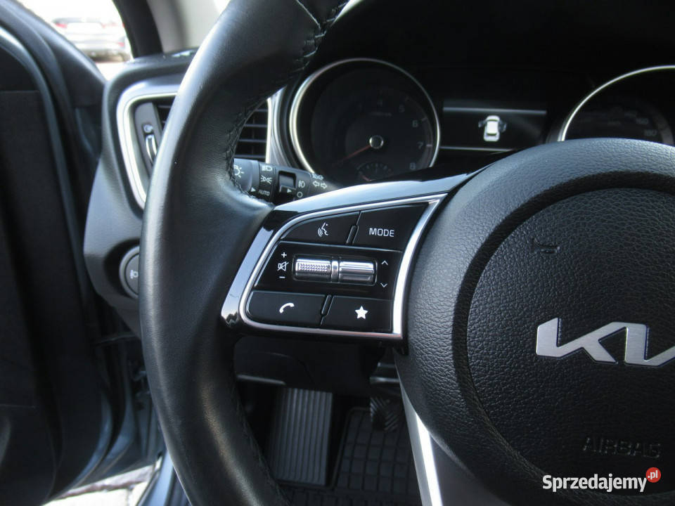 Kia Ceed BEZWYPADKOWY Fabryczna Gwarancja Kamera wielofunkcyjna kierownica Samochody osobowe Warszawa