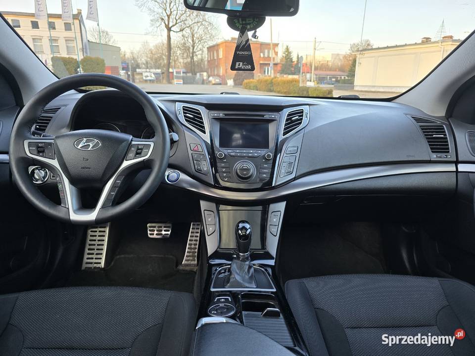 Hyundai i40 17 diesel Automat Bogate wyposażenie Pabianice