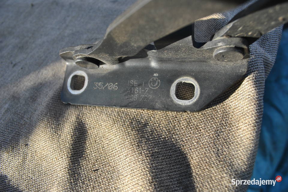 Zawiasy maski przedniej BMW E60 E61 CZARNY 4759 Poręba