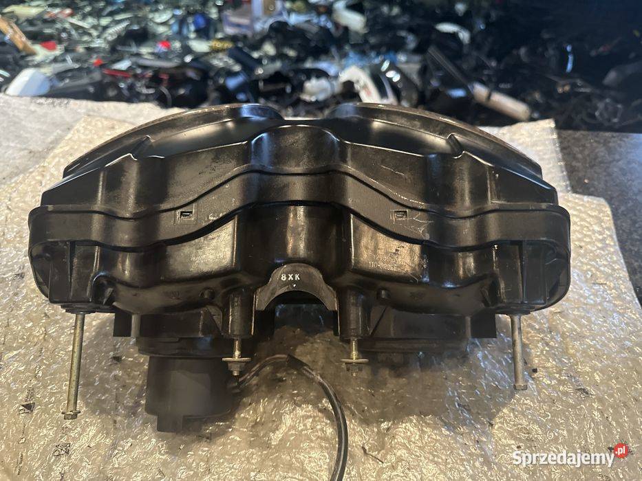 Suzuki SV 650 9802 Reflektor lampa Przód sprzedam