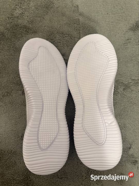 Nowoczesne lekkie buty sportowe idealne na co mazowieckie Warszawa