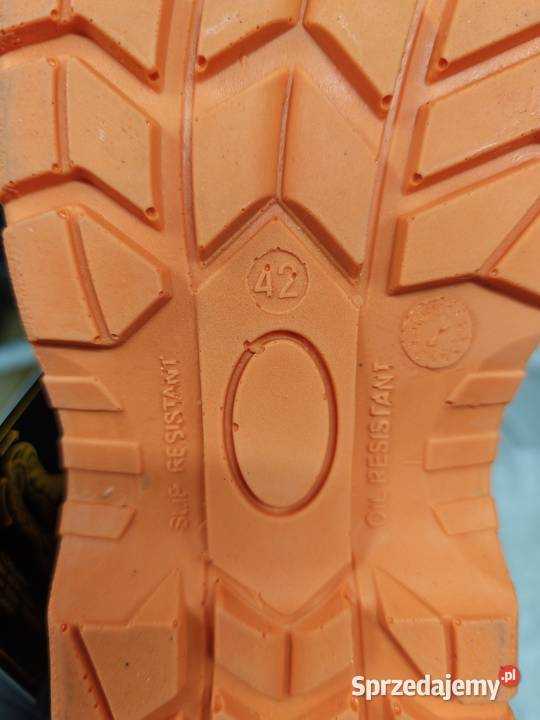 Buty robocze zimowe 42 sprzedam