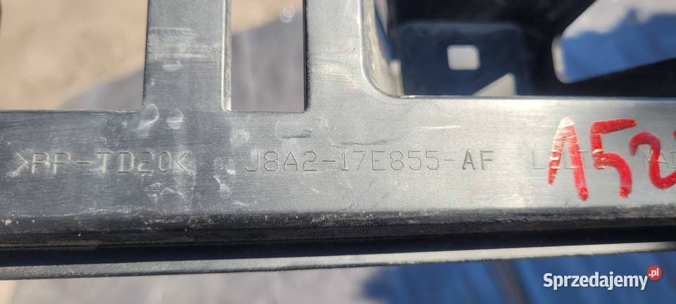 LAND ROVER VELAR SLIZG ZDERZAKA TYL MOCOWANIE Pozostałe Ruda Śląska