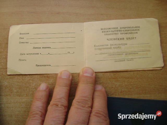 Starocie z PRL Militaria Zestaw 11 legitymacji pomorskie Gdynia