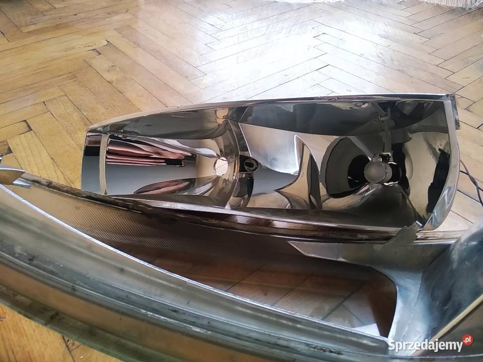 Peugeot 406 Lift klosz odbłyśnik Lampa Prawa Rok produkcji 2002 Ślesin