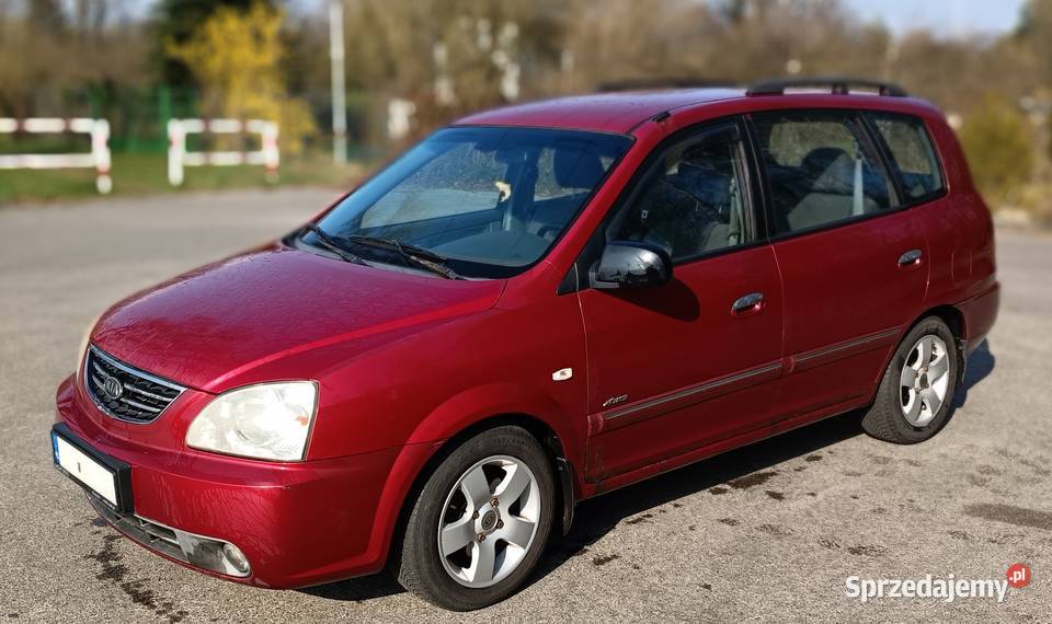 Kia Carens II nieuszkodzony sprzedam